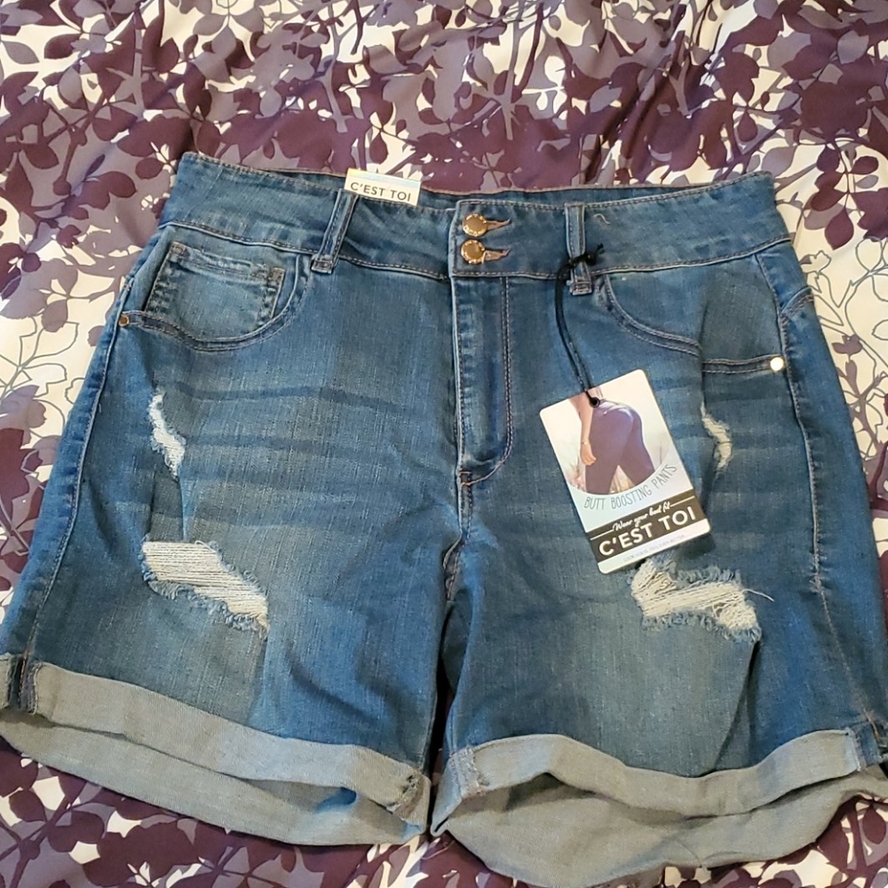 BUTT Shorts